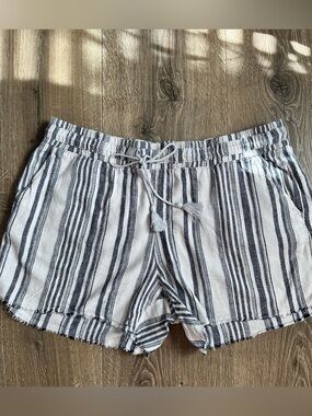 Time And Tru Linen Blend Shorts Size Large
